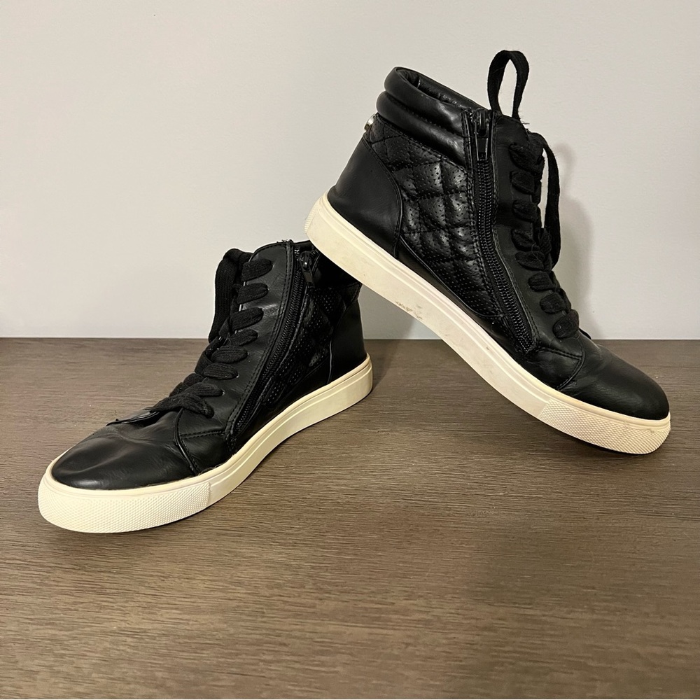 Steve Madden sneakers